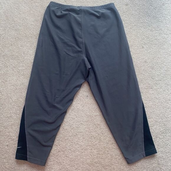 Nike Dri-Fit Leggings! - Picture 2 of 6